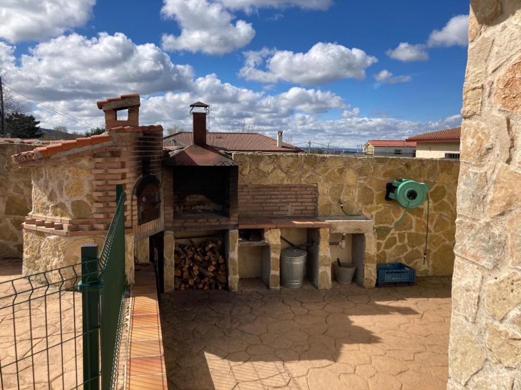 Casa El Descanso Ortigosa Del Monte Eksteriør bilde